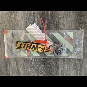 Off-White Belt (brand new)